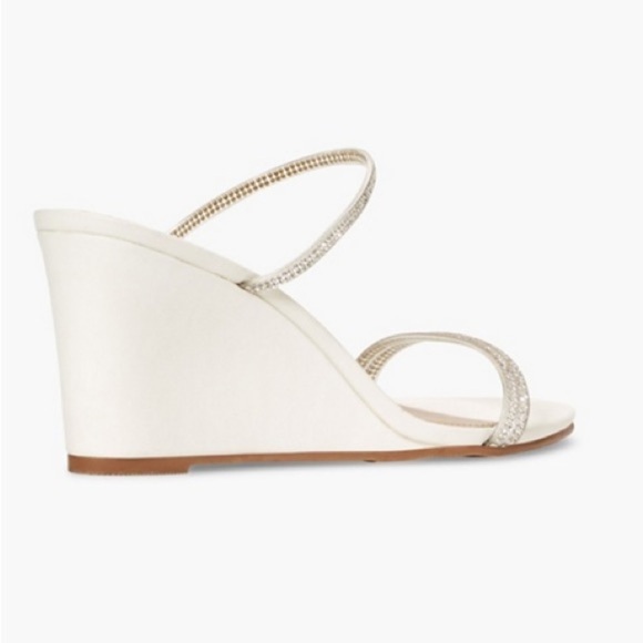 NEW Just Fab Rhinestone Perrie Minimalist White Wedge Heel Slip-on Sandal - Picture 3 of 12